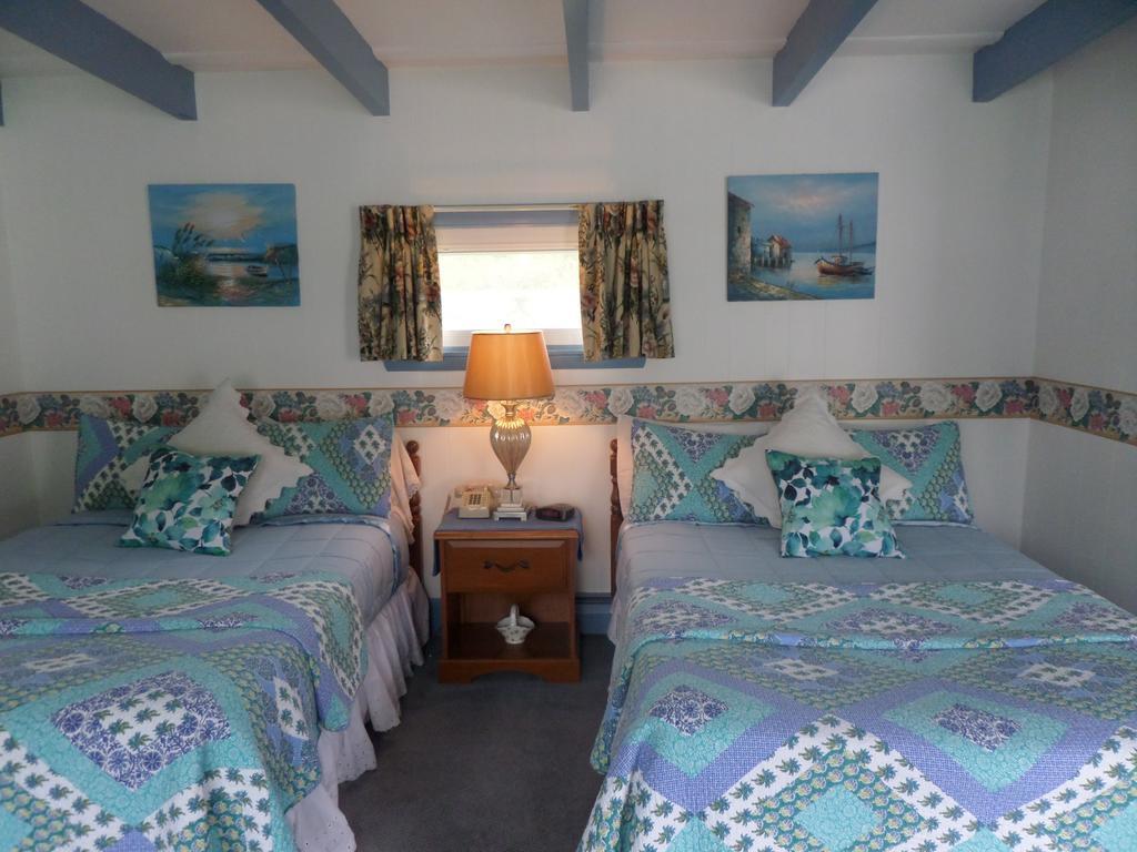 Claddagh Motel & Suites Rockport Room photo